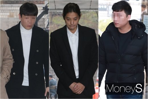 [머니S포토] 영장실질심사 출석하는 정준영·버닝썬 이사 장씨