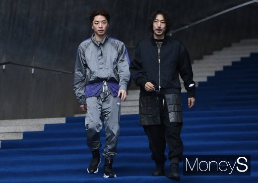 [머니S포토] 비지·타이거JK, 스웩 넘치는 등장