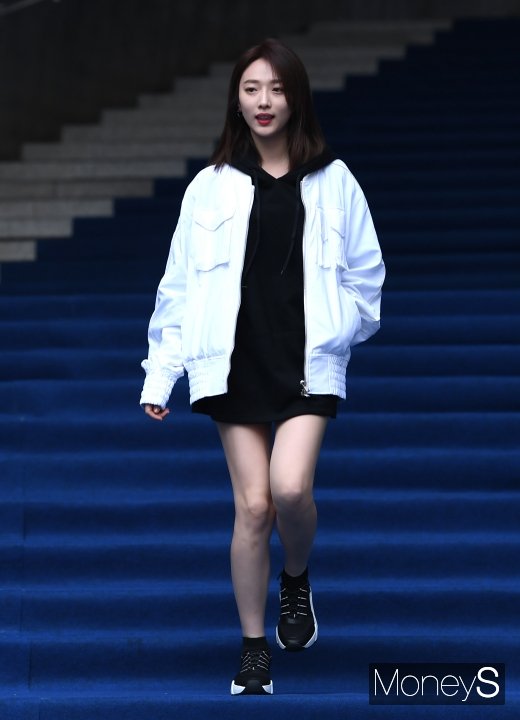 [머니S포토] 표예진, 하의실종 패션