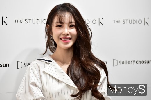 [머니S포토] 전효성, '봄 햇살 담은 미소'