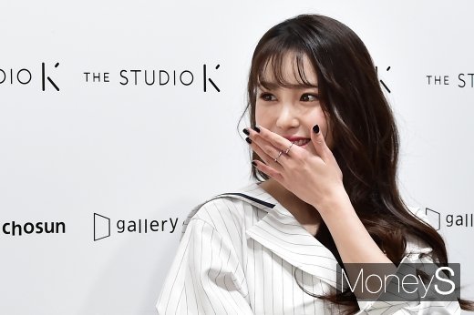 [머니S포토] 웃음 머금은 여신 전효성