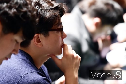 [머니S포토] 삼성바이오로직스 주총, 비전·목표 발언 경청하는 주주