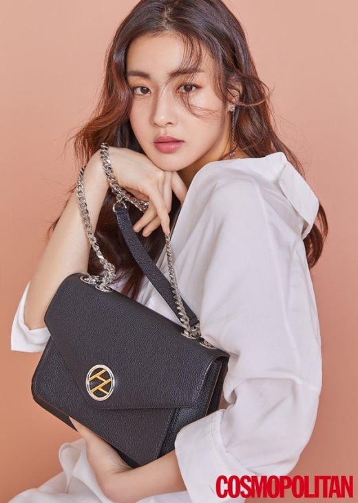 [★화보] 강소라, 모던한 여성미 돋보이는 봄 패션