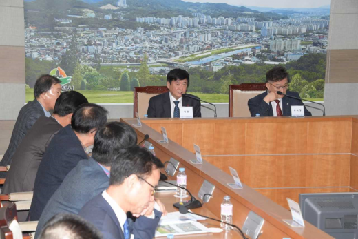 최용덕 동두천시장, 2020년 국·도비 확보 추진전략 점검. / 사진제공=동두천시