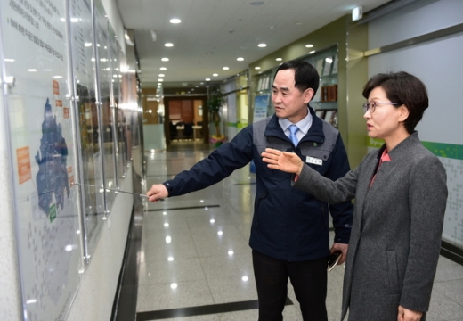 25일 이화순 경기도 행정2부지사가 경기북부 공공기관을 현장방문했다. / 사진제공=경기도북부청