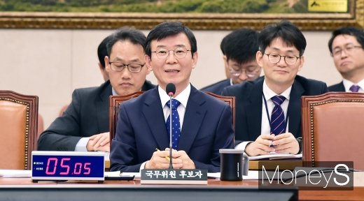 [머니S포토] 문성혁 후보자 