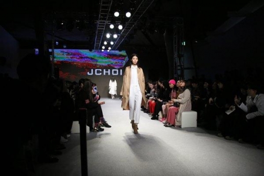 2019 F/W 하이서울패션쇼, 19개 신진 디자이너 브랜드 참여로 진행