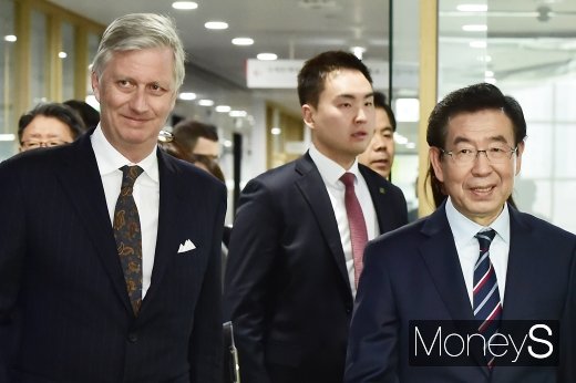 [머니S포토] 서울시청 방문한 필립 벨기에 국왕