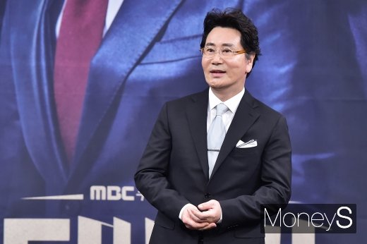 [머니S포토] 더뱅커 유동근, 