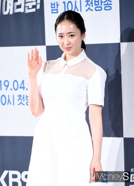 [머니S포토] 김민정 '눈에 띄는 미모'