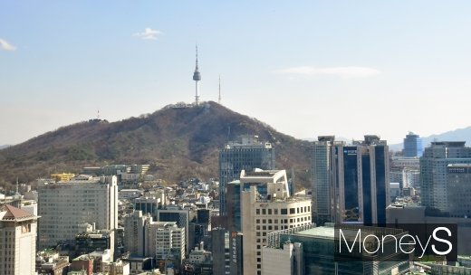 [머니S포토] 어서와 파란하늘, 미세먼지 물러간 월요일 오후
