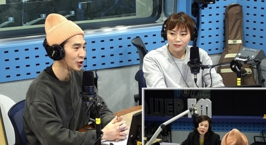 먹방크리에이터 밴쯔(왼쪽)와 입짧은햇님. /사진=SBS 파워 FM '최화정의 파워타임' 보이는라디오 캡처