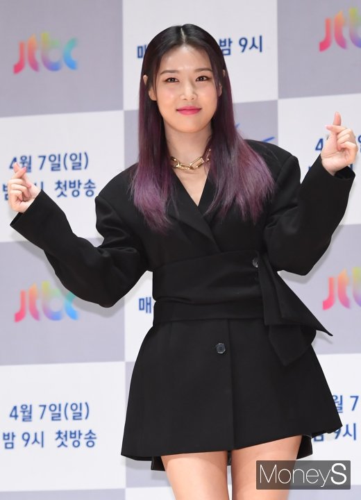 [머니S포토] 유빈 '쎈언니 느낌 쏙~ 빼고'