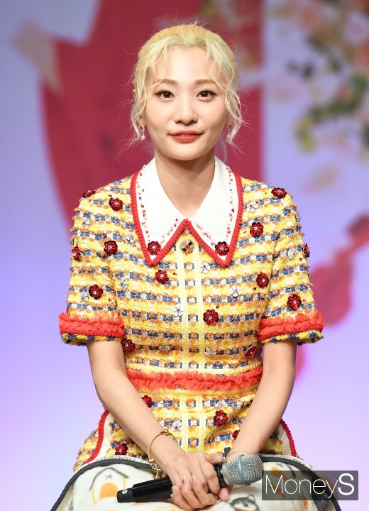 [머니S포토] 볼빨간사춘기 안지영 '다시 노랑머리로'