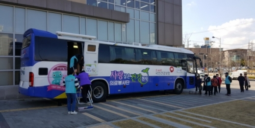 ▲ 화산동 취약계층 무료 검진 모습. / 사진제공=화성시