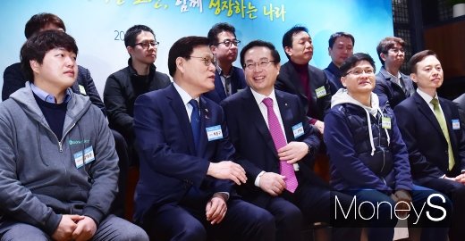 [머니S포토] 최종구 위원장, 핀테크 기업 육성 주문
