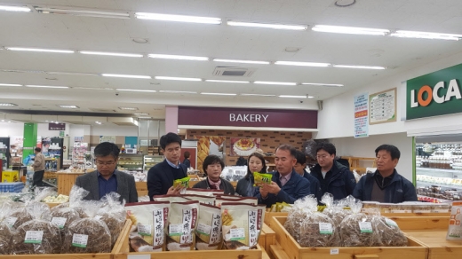 지난 2일 이천시 푸드플랜 종합계획 수립을 위해 푸드플랜 거버넌스 위원들이 완주군의 푸드플랜 정책 벤치마킹을 실시 했다. / 사진제공=이천시 