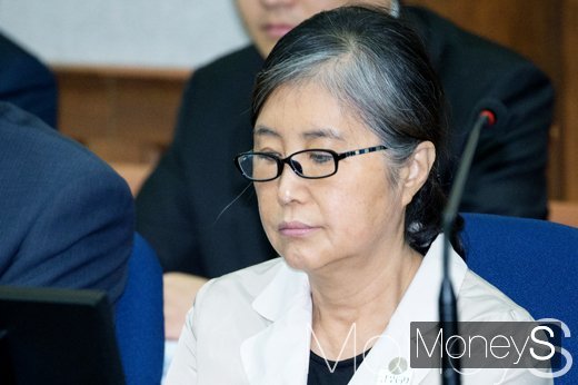 최순실씨는 미결수 신분으로 기결수로 전환된다. 사진은 '국정농단' 혐의로 구속기소 돼 상고심 재판 중인 ‘비선실세’ 최순실씨. /사진=사진공동취재단
