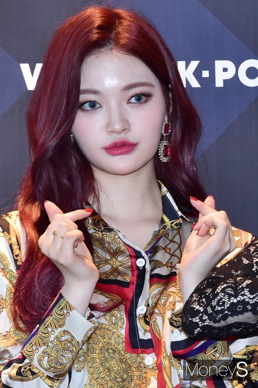 [머니S포토] 다이아 솜이, 매력적인 입술