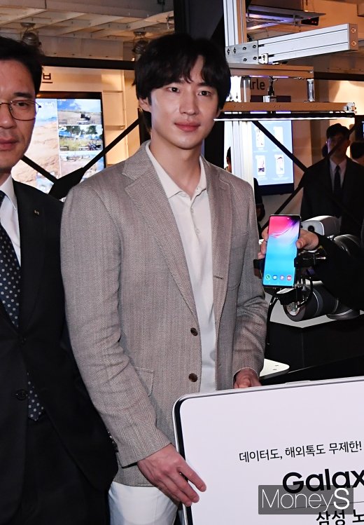 [머니S포토] 이제훈 '훈남의 정석'