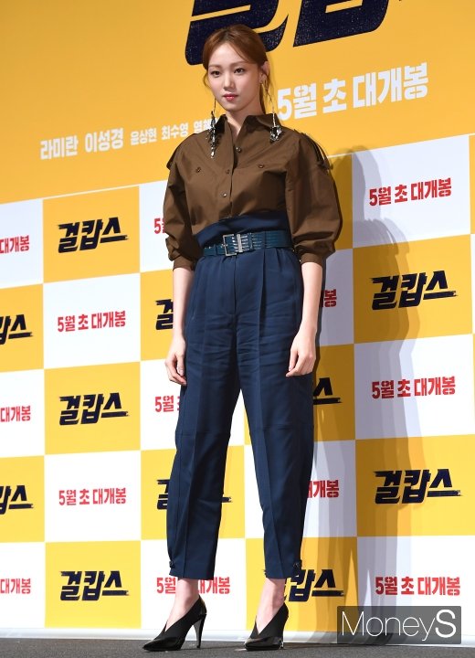 [머니S포토] 이성경, 아무나 소화하기 힘든 스타일링
