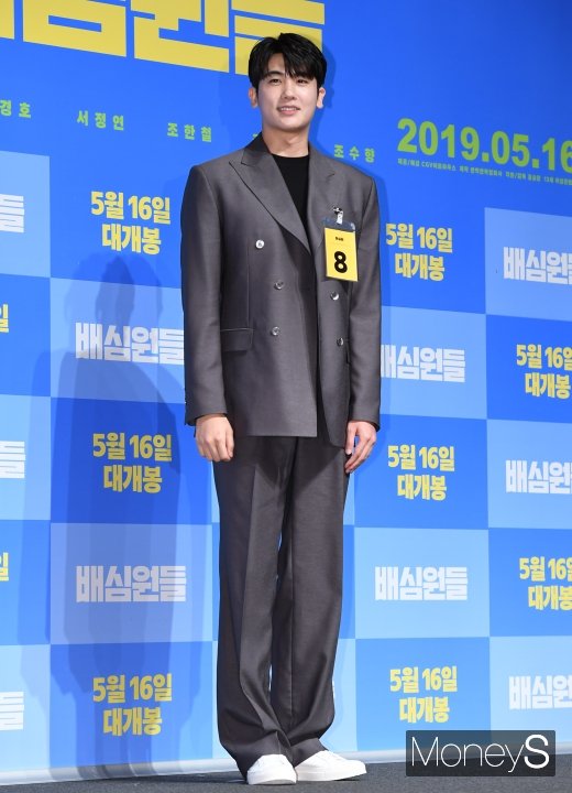 [머니S포토] 박형식, 딱 떨어지는 슈트핏