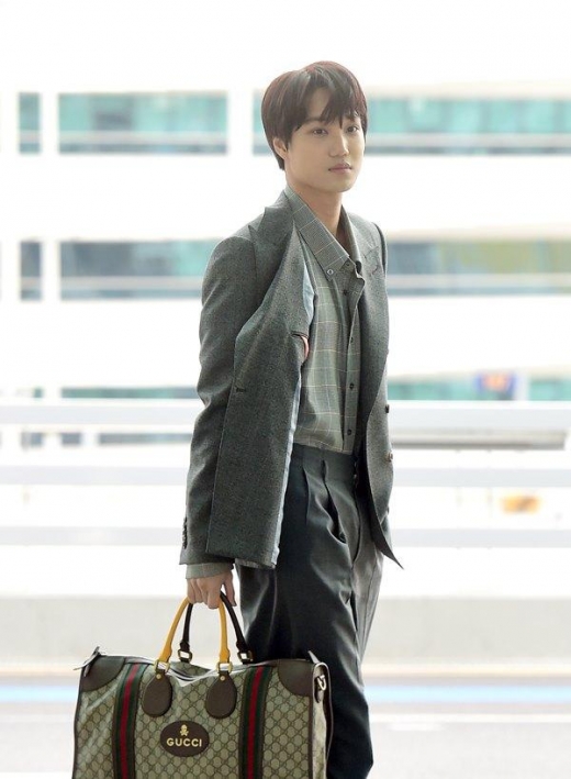 [★공항패션] '엑소' 카이, 트렌디한 오버핏 수트룩