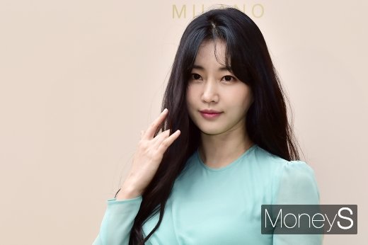[머니S포토] 여신 김사랑, 남다른 비주얼 클래스