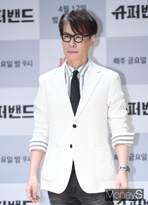 [머니S포토] 윤상 '매의 눈빛으로 심사'