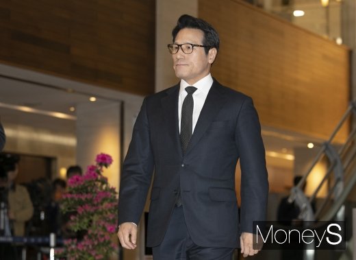 [머니S포토] 조양호 회장 빈소 향하는 정병국 의원