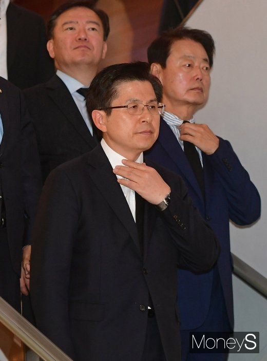 [머니S포토] 황교안 당대표, 조양호 회장 빈소 방문