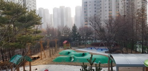 용인시는 처인·기흥지역 어린이공원 4곳을 자연친화적으로 재정비한다고 11일 밝혔다. /사진제공=용인시