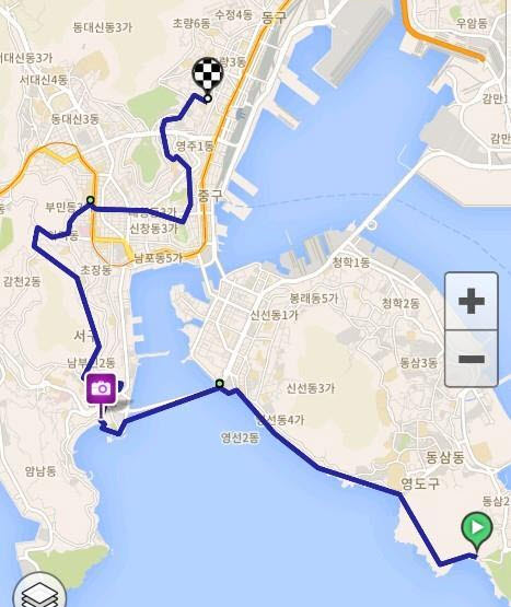 (출발) 태종대 감지해변(스템프) ~ 흰여울해안터널 ~ 남항대교 상판 ~ 남항대교 송도해수욕장 방면 다리밑 광장(중식&휴식) ~ 송도해수욕장 ~ 백년송도골목길(스템프) ~ 천마산로 ~ 아미동 비석마을 ~ 임시수도기념관 ~ 중구 40계단(스템프) ~ 역사의 디오라마 ~ 동구 168계단(스템프) ~ (도착) 동구 초량초등학교./사진제공=부산시