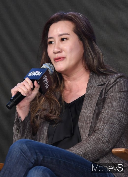 [머니S포토] 인사말 하는 트린 트랜 프로듀서