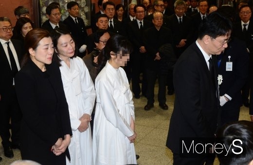 (왼쪽부터) 조현민 전 대한항공 전무, 조현아 전 대한항공 부사장, 조원태 대한항공 사장. /사진=임한별 기자
