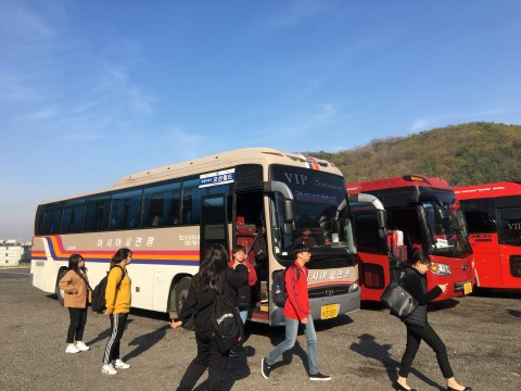 김포대학교(총장 김재복)가 대학 자체 부담의 재원으로 무료 통학버스를 운행한다고 16일 밝혔다. / 사진제공=김포대학교
