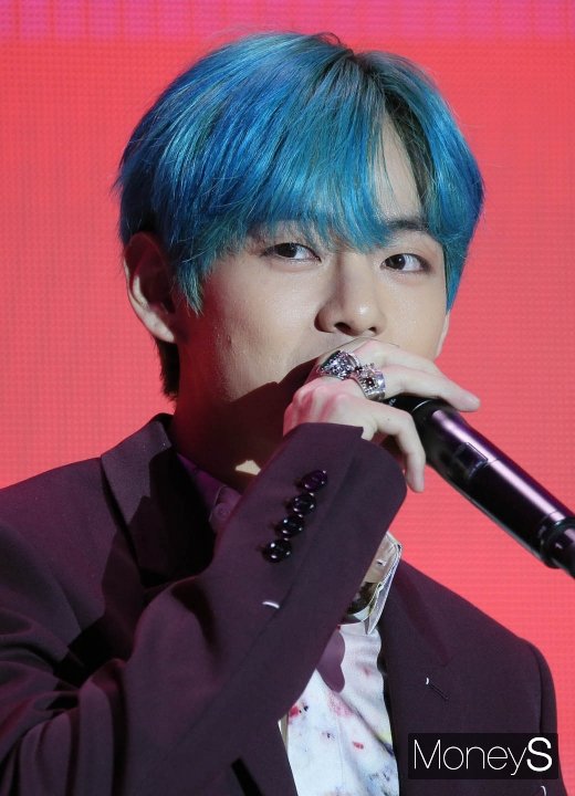 [머니S포토] 방탄소년단(BTS) 뷔, 반할 수 밖에 없는 존재감