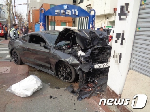 머스탱. 사고현장. /사진=뉴스1