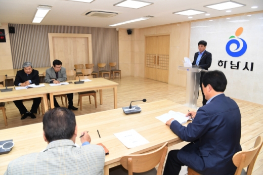 하남시는 올해 6월 예정된 감일지구 B7블럭 입주에 대비, 지하철5호선 연계 노선 신설을 추진하고 있다고 지난 17일 밝혔다. / 사진제공=하남시