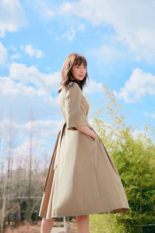 [★화보] 이나영, 청량감 넘치는 우아한 룩 '여신 강림'
