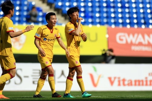 지난해 수원FC전 김정환 멀티골 득점 세리머니/사진제공=광주FC