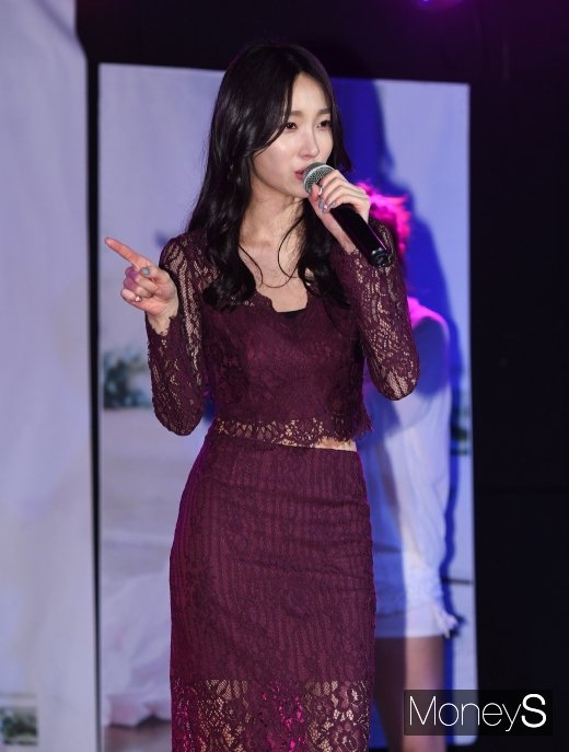 [머니S포토] 박하이 '섹시한 눈빛'
