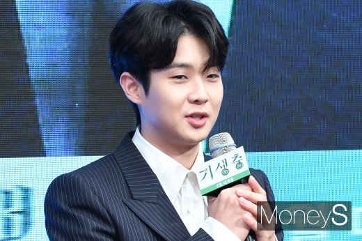 [머니S포토] 최우식 '기생충으로 칸 3번째 진출'