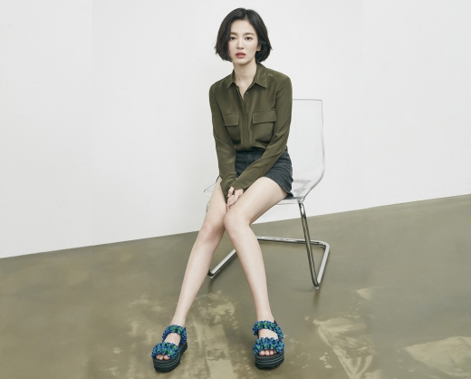 슈콤마보니_보라보라 샌들. /사진제공=코오롱FnC