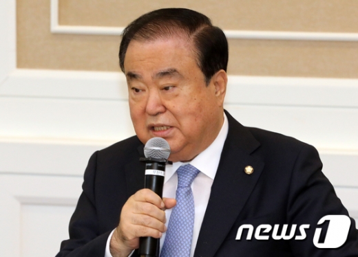 문희상 국회의장, 오신환 사개특위 사보임 허가 (속보)