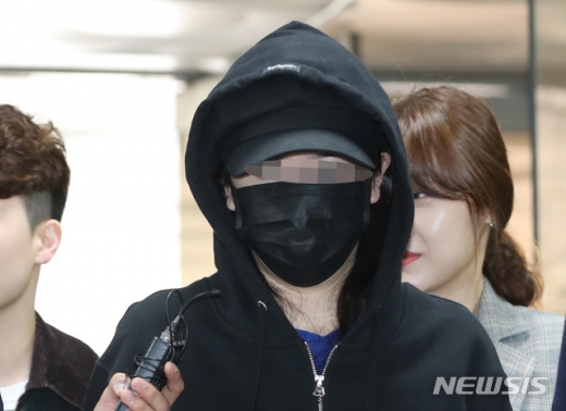 애나. 강남 유명 클럽 ‘버닝썬’ MD(영업직원) ‘애나’로 불린 중국인 여성 A씨가 강제 출국을 막아달라며 소송을 냈지만 받아들여지지 않았다. /사진=뉴시스
