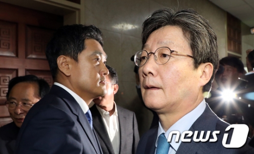 권은희. 유승민 바른미래당 전 대표는 국회 사법개혁특별위원회 소속 권은희 의원이 임재훈 의원으로 교체된 것과 관련해 “강제 사보임을 확인했다”라며 “그들이 저지른 불법에 대해 끝까지 막겠다”고 강력하게 비판했다. /사진=뉴스1
