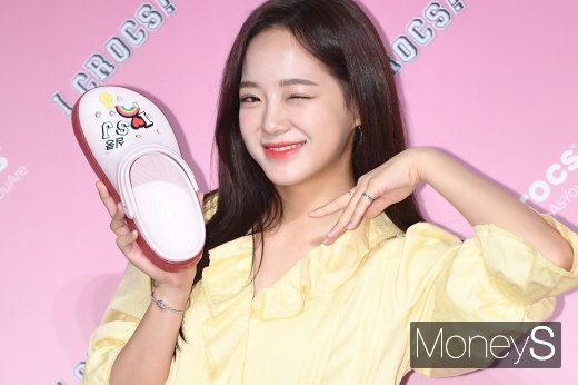 [머니S포토] 구구단 세정 '샤랄라~ 꽃미모'