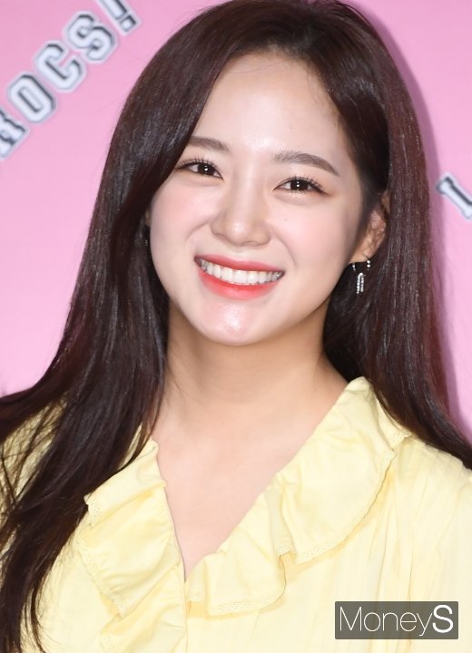 [머니S포토] 구구단 세정 '점점 예뻐지네~'