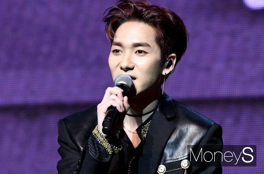 [머니S포토] 뉴이스트 아론 